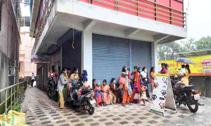 തൊഴിൽ തട്ടിപ്പ്: പരാതിയുമായി കൂടുതൽ പേർ തൊഴിൽ തട്ടിപ്പ്: പരാതിയുമായി കൂടുതൽ പേർ