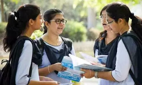 മലപ്പുറത്തെ സീറ്റ് കുറവ്; കണക്ക് സുപ്രീംകോടതിക്ക് മുന്നിൽ