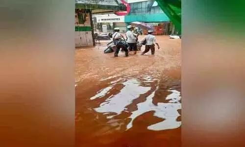 കനത്തമഴ; കുറ്റ്യാടി ടൗണിൽ രണ്ടാം ദിവസവും വെള്ളപ്പൊക്കം