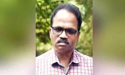 ഉൾക്കാഴ്ചയുടെ കരുത്തിൽ പിഎച്ച്.ഡി; അറിവിന്‍റെ പടവുകൾ കയറി കൃഷ്ണൻ മാഷ്