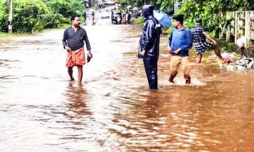 മണ്ണിടിച്ചിലും ഉരുൾപൊട്ടലും മണ്ണിടിച്ചിലും ഉരുൾപൊട്ടലും