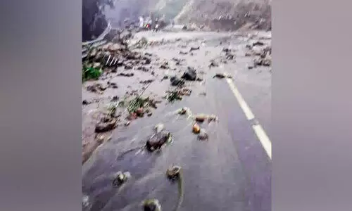 ഇടുക്കിയിൽ കനത്ത മഴ; വ്യാപക മണ്ണിടിച്ചിൽ ഇടുക്കിയിൽ കനത്ത മഴ; വ്യാപക മണ്ണിടിച്ചിൽ