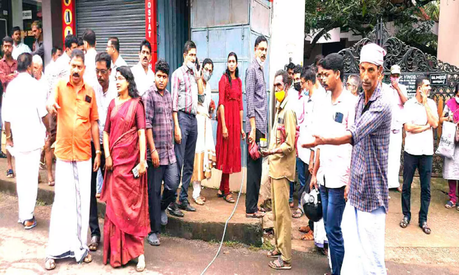 വടകര-ചേലക്കാട് റോഡ് വികസനം: പ്രാരംഭ പ്രവർത്തനമാരംഭിച്ചു