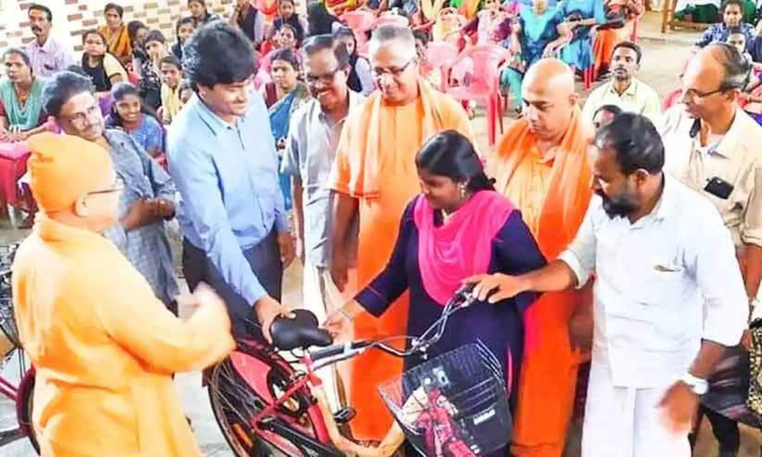 കൃഷ്ണതേജ വീണ്ടും പറയുന്നു; ഐ ആം ഫോർ ആലപ്പി