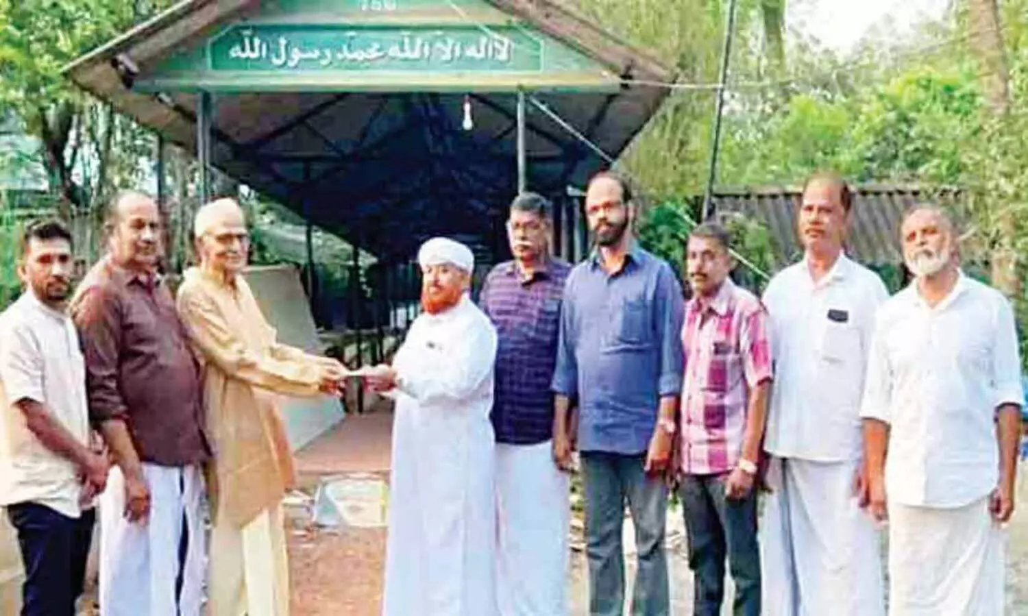 മാനവമൈത്രിയുടെ സംഗമവേദിയായി ആരാധനാലയ മുറ്റം