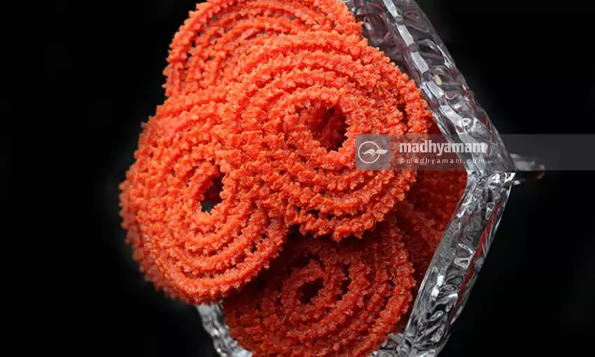 Beetroot Murukku Beetroot Murukku
