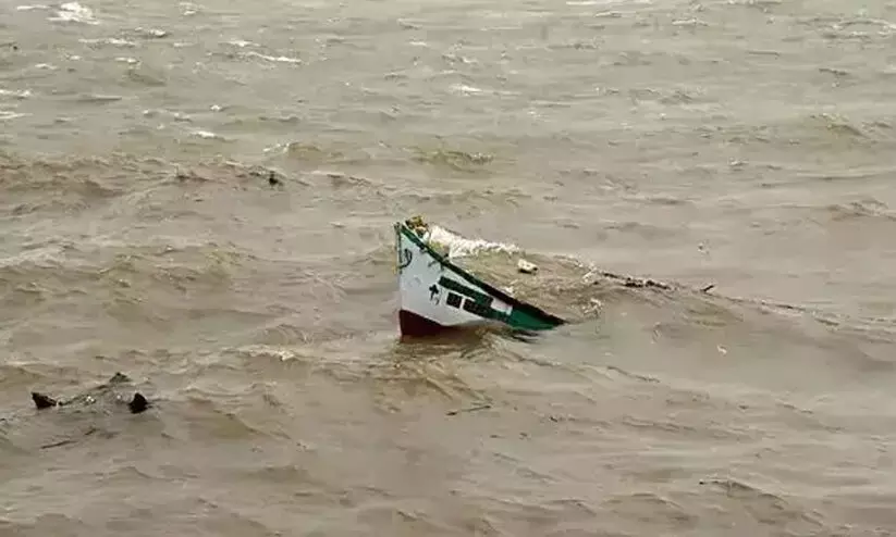 കടലിൽ കാണാതായ രണ്ടുപേരുടെ മൃതദേഹം കണ്ടെത്തി