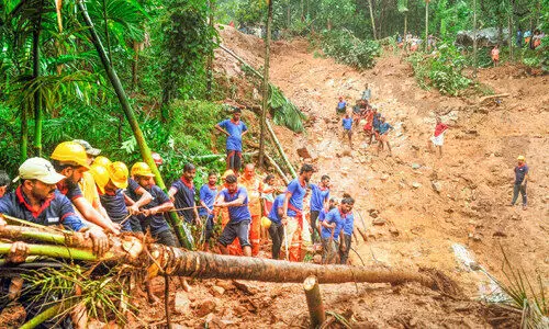 പ്ര​ള​യ​ഭീ​തി.. ഉ​രു​ൾ... ജാ​ഗ്ര​ത; ആ​റു മ​ര​ണം കൂ​ടി, നാലുപേരെ കാണാതായി