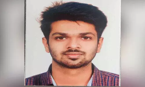 കോഴിക്കോട് സ്വദേശിയുടെ പുസ്തകം യു.കെയിലെ ബെസ്റ്റ് സെല്ലർ