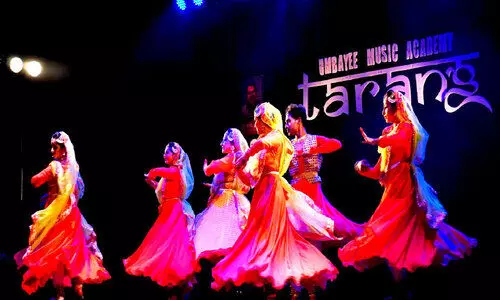 ഗസലും കഥക്കും ഒന്നിച്ച് ഉത്സവമായി