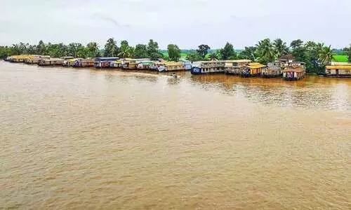 തീവ്രമഴ: അപ്പർ കുട്ടനാട്ടിൽ അതിജാഗ്രത