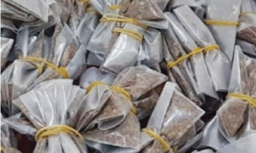 എക്സൈസ് ഉദ്യോഗസ്ഥൻ പാൻ ഉൽപന്നം എത്തിച്ചതായി മൊഴി