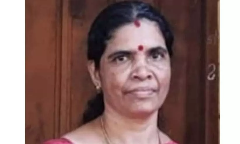 ഒഴുക്കിൽപ്പെട്ട് കാണാതായ മുൻ അധ്യാപികയുടെ മൃതദേഹം കണ്ടെത്തി ഒഴുക്കിൽപ്പെട്ട് കാണാതായ മുൻ അധ്യാപികയുടെ മൃതദേഹം കണ്ടെത്തി