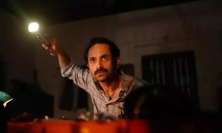 ജാതിയും പ്രകൃതിയും: മലയന്കുഞ്ഞ് സിനിമ കാണുന്നു ജാതിയും പ്രകൃതിയും: മലയന്കുഞ്ഞ് സിനിമ കാണുന്നു