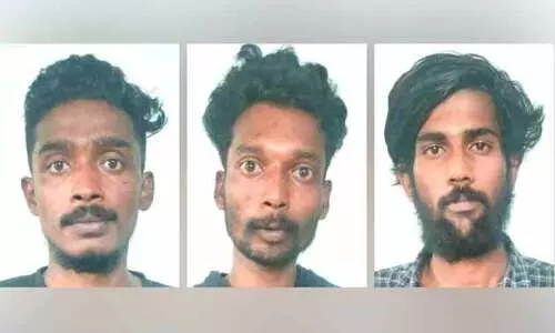 ആലപ്പുഴ റെയിൽവേ സ്റ്റേഷന് മുന്നിൽനിന്ന് കഞ്ചാവുമായി മൂന്ന് യുവാക്കൾ അറസ്റ്റിൽ