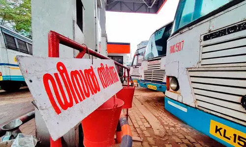 ഡീസല് ക്ഷാമം; കെ.എസ്.ആര്.ടി.സി സര്വിസ് മുടങ്ങി ഡീസല് ക്ഷാമം; കെ.എസ്.ആര്.ടി.സി സര്വിസ് മുടങ്ങി