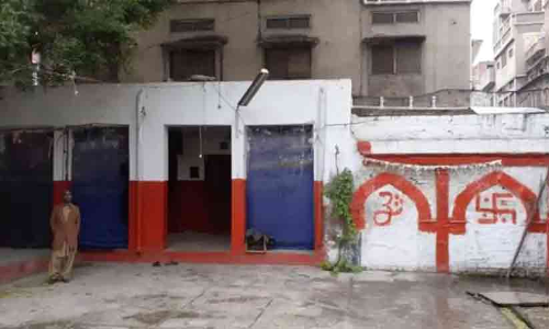 കൈയേറ്റക്കാരെ ഒഴിപ്പിച്ചു; പാകിസ്താനിലെ 1200 വർഷം പഴക്കമുള്ള ക്ഷേത്രം നവീകരിക്കാൻ തീരുമാനം