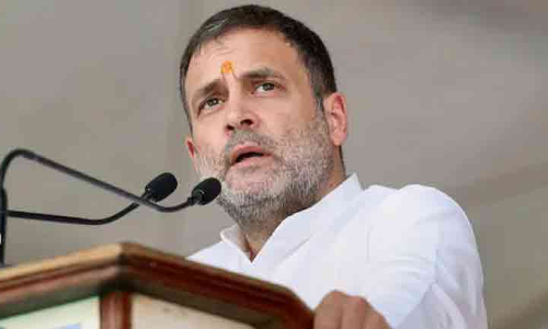 ത്രിവർണ്ണ പതാകയെ അപമാനിച്ചവർ ഇപ്പോൾ തിരംഗ പ്രചാരണം നടത്തുന്നു ; രാഹുൽ ഗാന്ധി