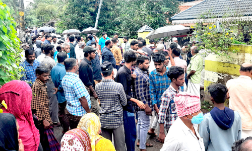 നാടിനെ കണ്ണീരിലാഴ്ത്തി നൗഫലിന്റെ മരണം നാടിനെ കണ്ണീരിലാഴ്ത്തി നൗഫലിന്റെ മരണം