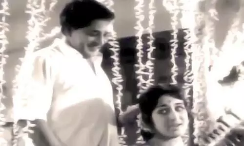 കയറ്റങ്ങളും ഇറക്കങ്ങളും കയറ്റങ്ങളും ഇറക്കങ്ങളും