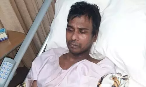 പക്ഷാഘാതം ബാധിച്ച കന്യാകുമാരി സ്വദേശിയെ നാട്ടിൽ കൊണ്ടുപോയി