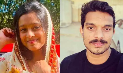 കാറും പിക്കപ്പ് വാനും കൂട്ടിയിടിച്ച് കാർ യാത്രക്കാരായ രണ്ട് പേർ മരിച്ചു: രണ്ട് പേർക്ക് പരിക്ക്