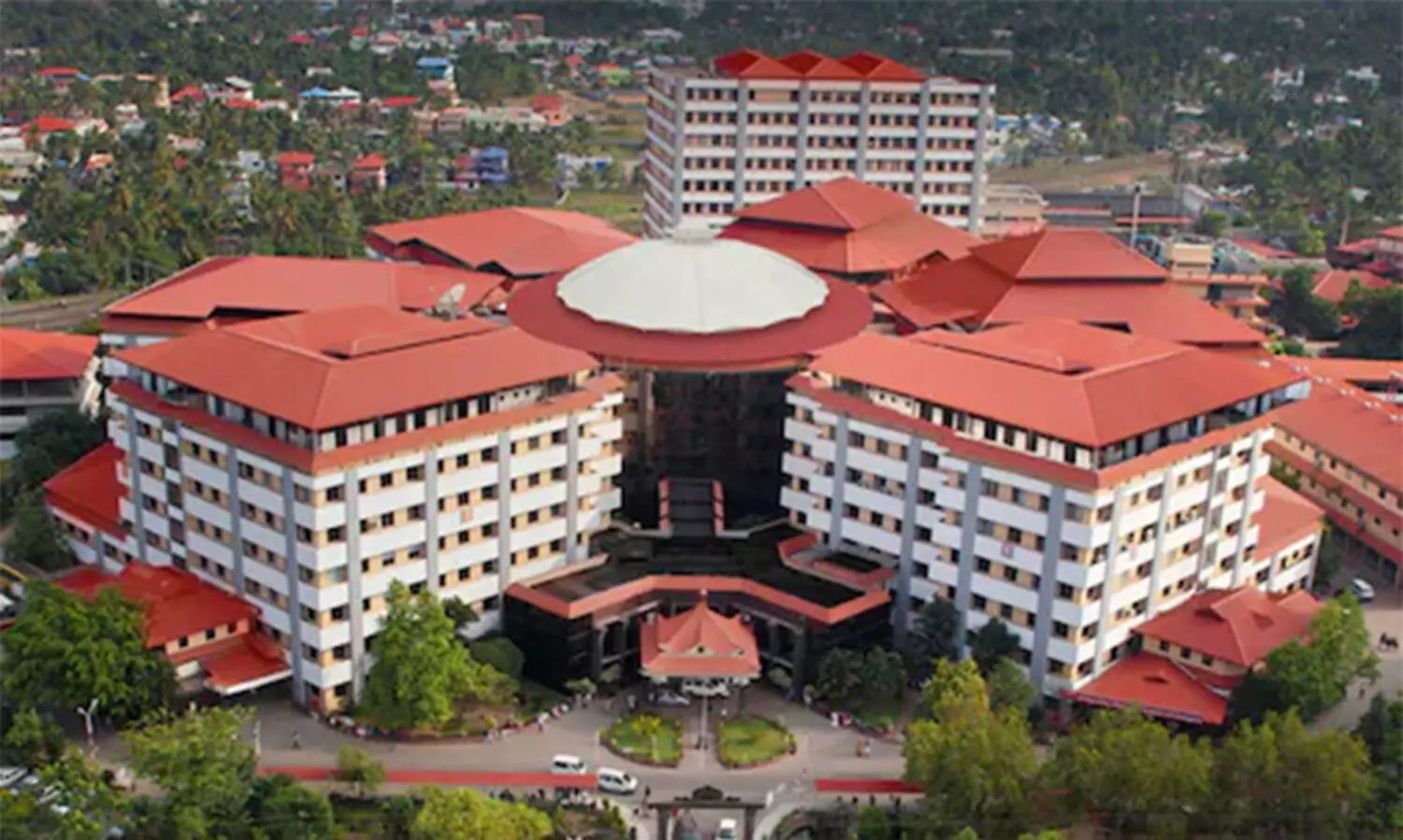 2400 കിടക്കയുള്ള അമൃത ഹോസ്പിറ്റൽ 24ന് പ്രധാനമന്ത്രി ഉദ്ഘാടനം ചെയ്യും; ഒരുങ്ങുന്നത് രാജ്യത്തെ ഏറ്റവും വലിയ സ്വകാര്യ ആശുപത്രി