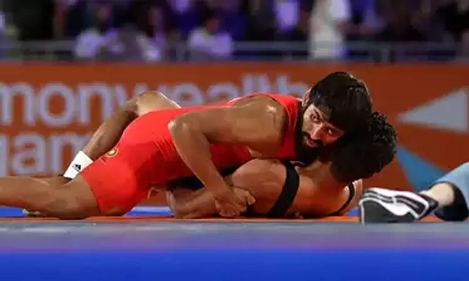 മെഡൽ ഗോദ; ര​ണ്ടു പൂ​നി​യ​മാ​രും ര​ണ്ടു മാ​ലി​ക്കു​മാ​രും ഫൈ​ന​ലി​ൽ ക​ട​ന്ന് മെ​ഡ​ലു​റ​പ്പി​ച്ചു