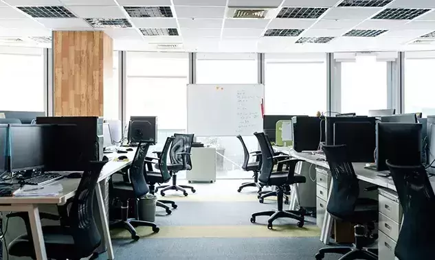 ഏഴ് വർഷത്തിനിടെ ആദ്യമായി 20 മിനിറ്റ് വൈകിയതിന് യുവാവിനെ ജോലിയിൽനിന്ന് പുറത്താക്കി; വൈകിയെത്തൽ സമരവുമായി സഹപ്രവർത്തകർ ഏഴ് വർഷത്തിനിടെ ആദ്യമായി 20 മിനിറ്റ് വൈകിയതിന് യുവാവിനെ ജോലിയിൽനിന്ന് പുറത്താക്കി; വൈകിയെത്തൽ സമരവുമായി സഹപ്രവർത്തകർ