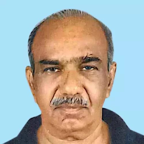 വേ​ണു​ഗോ​പാ​ല​ൻ