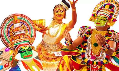 സ്കൂൾ കലോത്സവത്തിന് കാതോർത്ത് കോഴിക്കോട് സ്കൂൾ കലോത്സവത്തിന് കാതോർത്ത് കോഴിക്കോട്