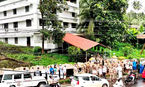 കുന്ദമംഗലം സുന്നി ജുമാ മസ്ജിദിൽ സംഘർഷം