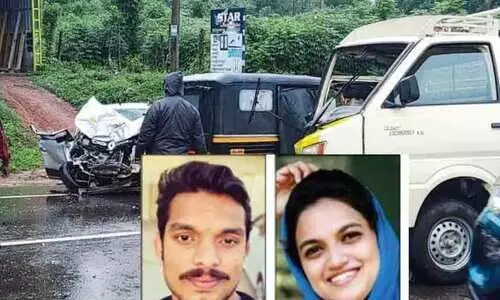 കാറും മിനിലോറിയും കൂട്ടിയിടിച്ച് അപകടം ; രണ്ടുപേർ മരിച്ചു