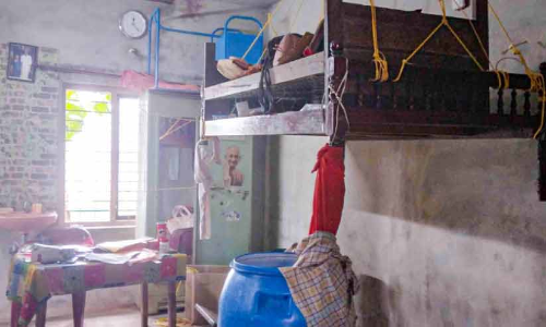 വെള്ളപ്പൊക്കത്തിൽ വലഞ്ഞ് മുടിയൂർക്കോണത്തെ കുടുംബങ്ങൾ