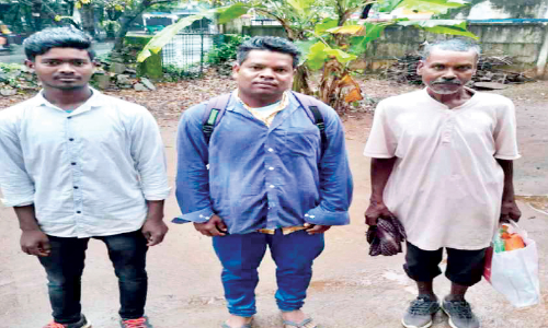 വ​ഴി​തെ​റ്റി​യെ​ത്തി​യ ഇ​ത​ര സം​സ്ഥാ​ന തൊ​ഴി​ലാ​ളി​ക്ക്​​ സാ​മൂ​ഹി​ക പ്ര​വ​ർ​ത്ത​ക​ന്‍റെ ഇ​ട​പെ​ട​ൽ തു​ണ​യാ​യി