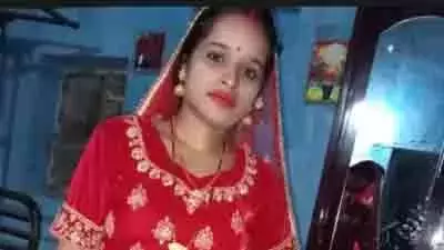 സ്ത്രീധന  പോര്; 21കാരി  ആസിഡ്  കുടിച്ച്  ജീവനൊടുക്കി