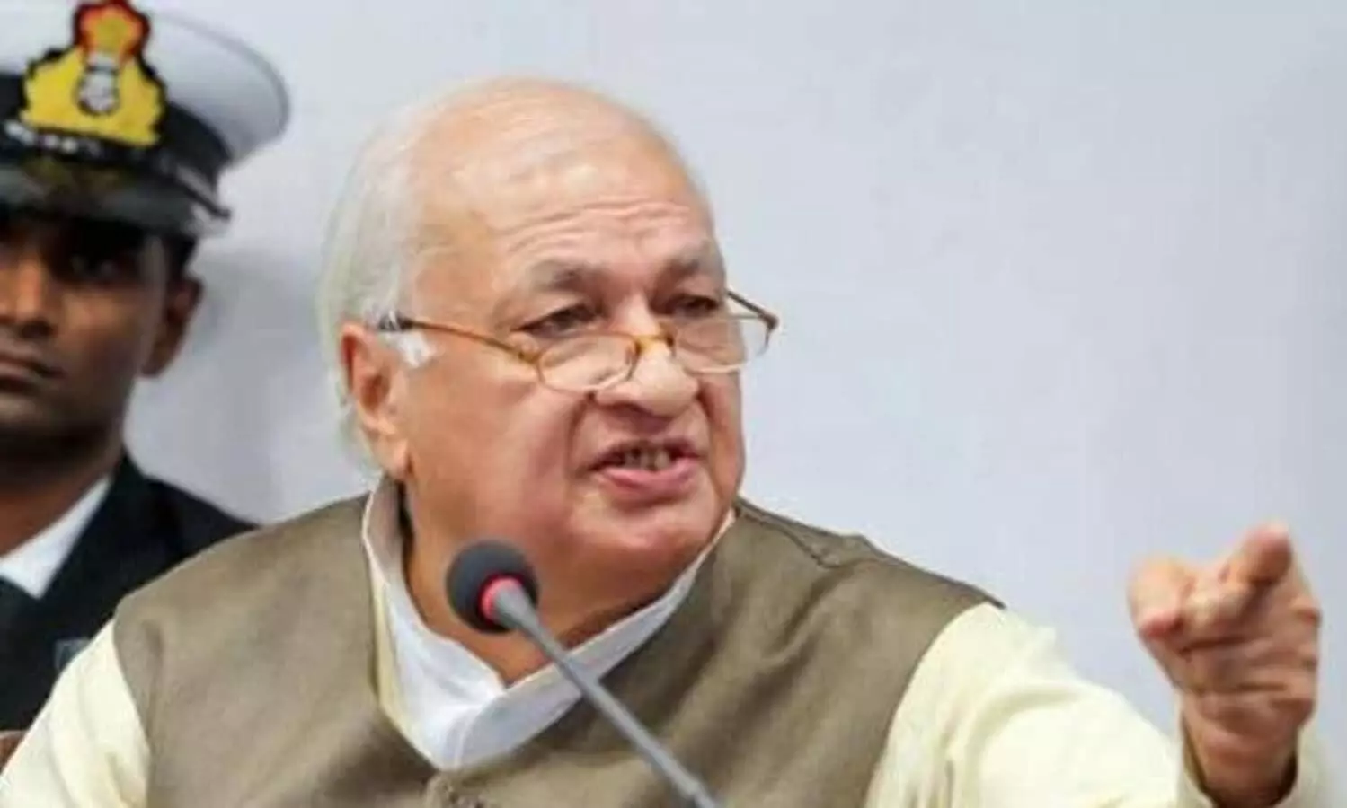 സെർച് കമ്മിറ്റി: ഗവർണറുടെ അസാധാരണ പ്രതികരണത്തിൽ ഞെട്ടി സർക്കാർ