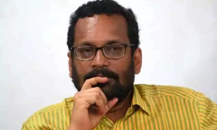 വെള്ളിയാമറ്റത്തെ ഭൂമിയുടെ ഉയർന്ന ന്യായവില:  റവന്യൂ മന്ത്രി റിപ്പോർട്ട് തേടി