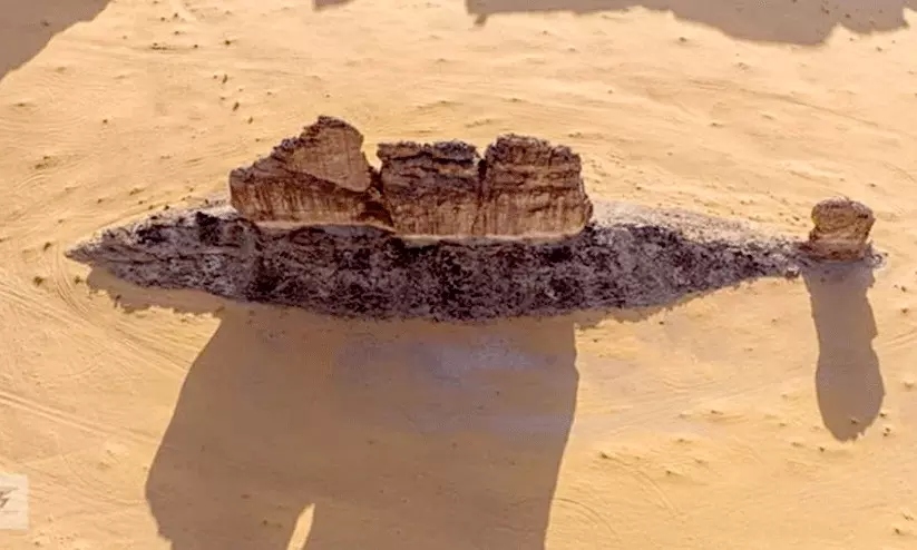 അൽഉലയിൽ 550 ദശലക്ഷം വർഷം പഴക്കമുള്ള മത്സ്യപ്പാറ അൽഉലയിൽ 550 ദശലക്ഷം വർഷം പഴക്കമുള്ള മത്സ്യപ്പാറ