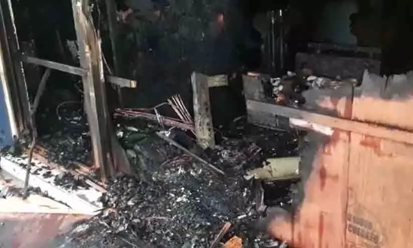 ബ്യൂട്ടി പാർലറിന് തീപിടിച്ചു