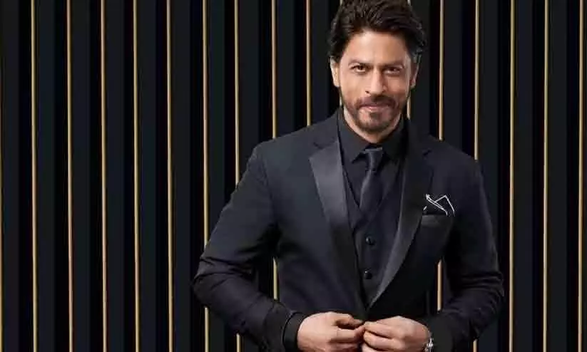 Shah Rukh Khan Takes a Break From Tight Cinema Schedule