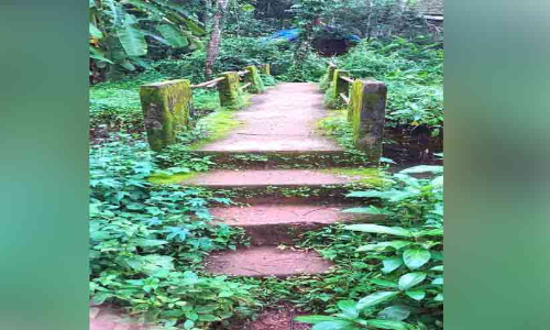 ചിറമ്മൽ ദ്വീപിന് പുറംലോകത്തേക്ക് വഴികാണിക്കാമോ