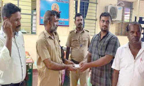 തമിഴകത്തിന്റെ സത്യസന്ധത: മലയാളി വ്യാപാരിക്ക് 90,000 രൂപ തിരിച്ചുകിട്ടി