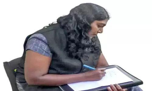 വീണയെഴുതി, അൽപം നീണ്ട കവിത... 1836 വരികളിൽ