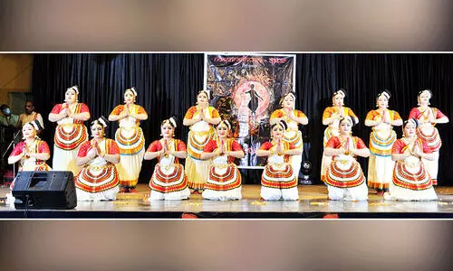 ചിലങ്കകെട്ടി മോഹിനിമാർ ആടി; ഗുരുവായൂരിൽ സ്വപ്നസാഫല്യം