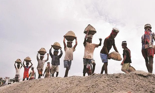 തൊഴിലാളികൾക്ക് ഓൺലൈൻ ദേശഭക്തിഗാന മത്സരവുമായി തൊഴിൽ വകുപ്പ്