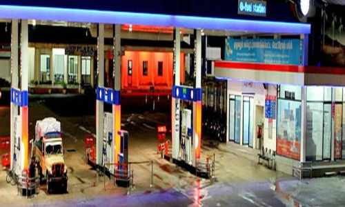 ഇന്ധനവില കൂട്ടിയില്ല; എച്ച്.പി.സി.എല്ലിന് 10,196 കോടി നഷ്ടം