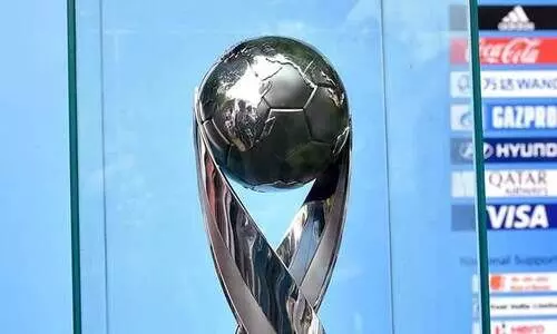 അ​ണ്ട​ർ 17 ലോ​ക​ക​പ്പ് ഇ​ന്ത്യ​യി​ൽ​നി​ന്ന് മാ​റ്റു​മെ​ന്ന മു​ന്ന​റി​യി​പ്പു​മാ​യി ഫി​ഫ