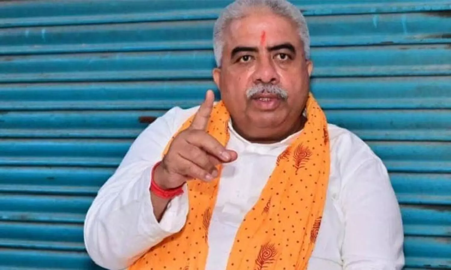 UP minister Rakesh Sachan found guilty in Arms Act, leaves court before verdict