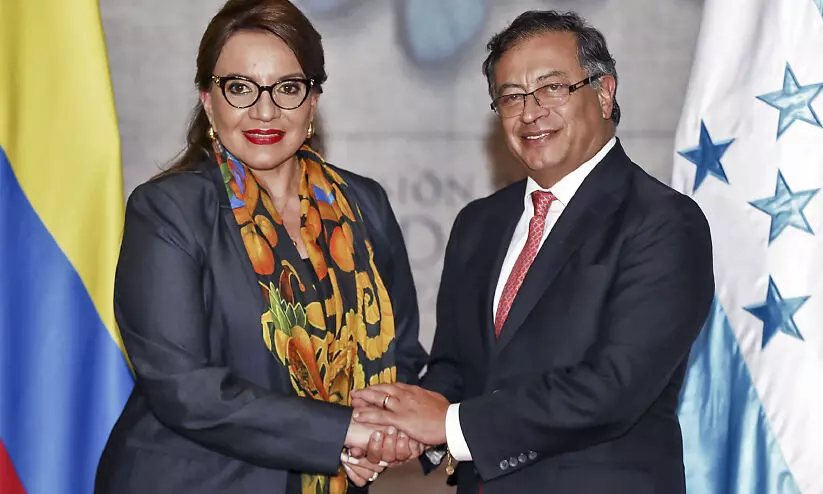 കൊളംബിയയിൽ ആദ്യ ഇടത് പ്രസിഡന്റ്; ഗുസ്താവോ പെട്രോ അധികാര​മേറ്റു